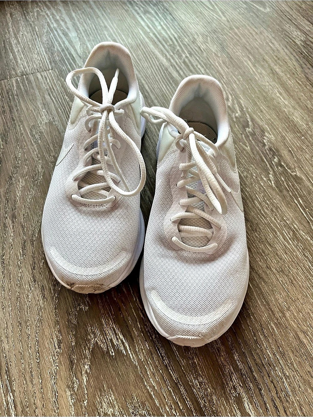 Nike Revolution 7 Women's Athletic Shoes US 7.5